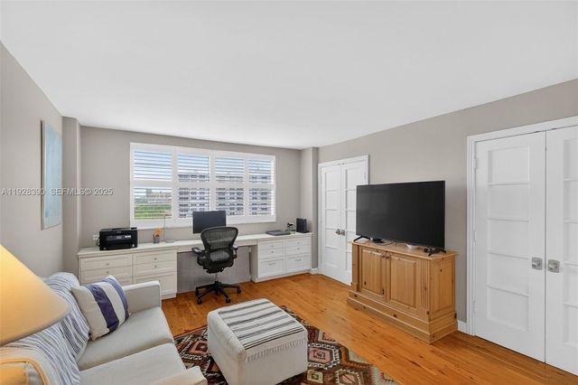 177 Ocean Lane Dr 1101, Key Biscayne, FL 33149