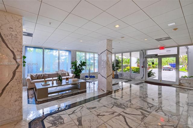 177 Ocean Lane Dr 1101, Key Biscayne, FL 33149