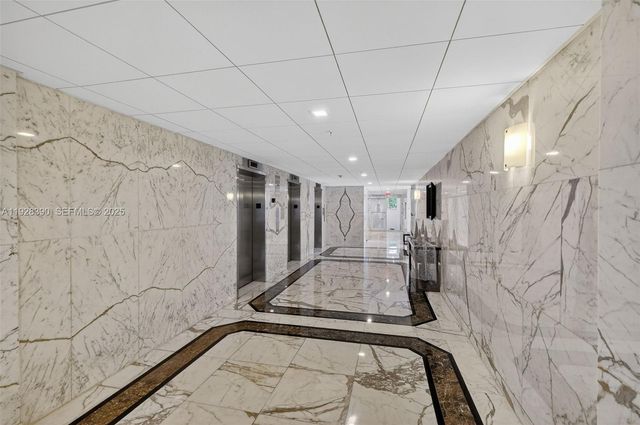 177 Ocean Lane Dr 1101, Key Biscayne, FL 33149