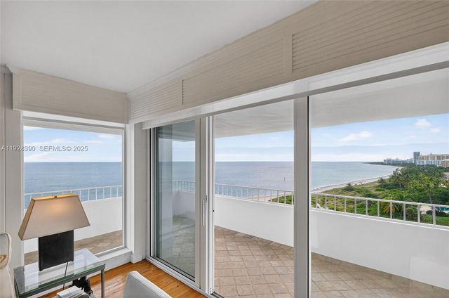 177 Ocean Lane Dr 1101, Key Biscayne, FL 33149