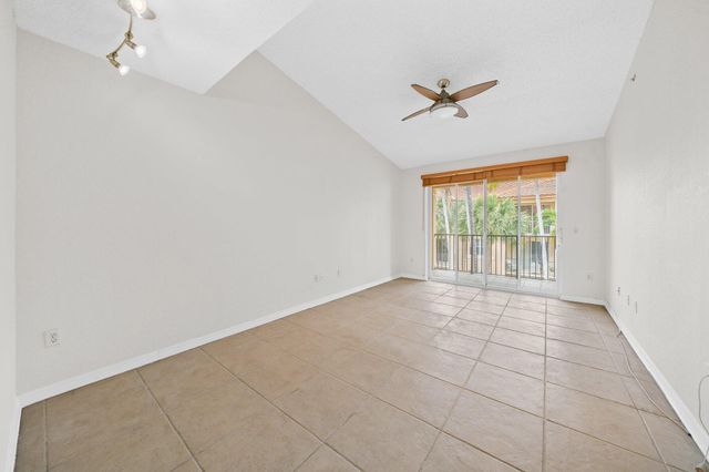 1803 N FLAGLER Drive 303, West Palm Beach, FL 33407