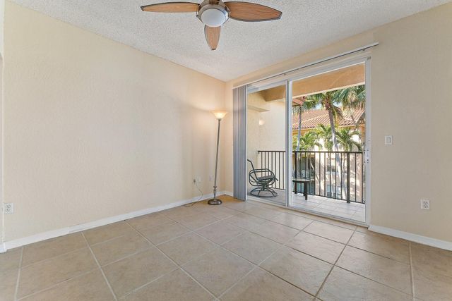 1803 N FLAGLER Drive 303, West Palm Beach, FL 33407