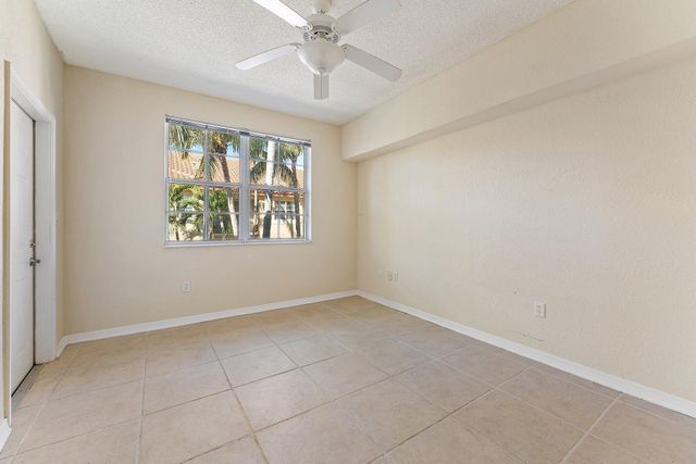 1803 N FLAGLER Drive 303, West Palm Beach, FL 33407