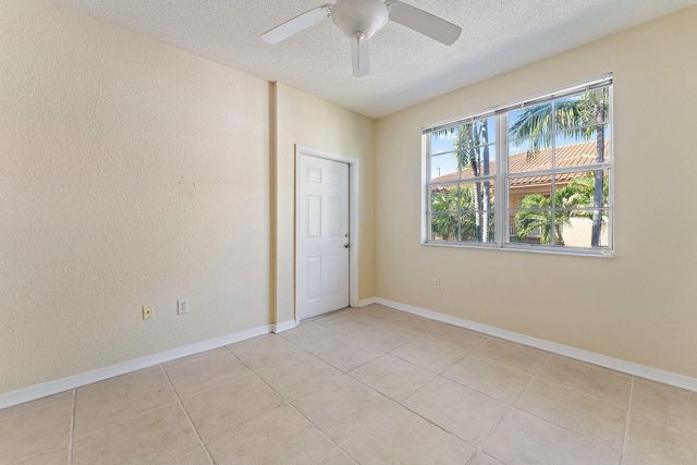 1803 N FLAGLER Drive 303, West Palm Beach, FL 33407