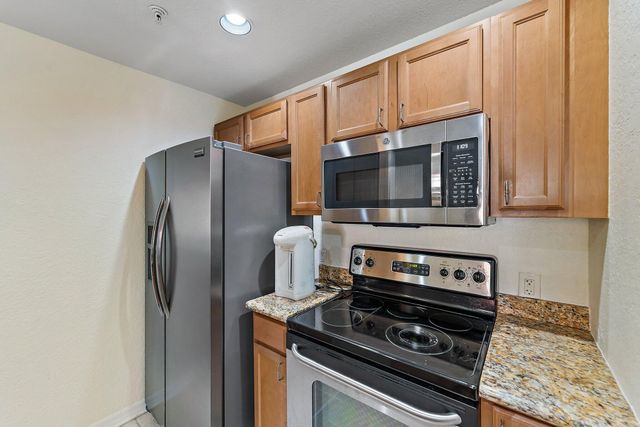 1803 N FLAGLER Drive 303, West Palm Beach, FL 33407