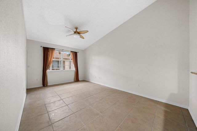 1803 N FLAGLER Drive 303, West Palm Beach, FL 33407
