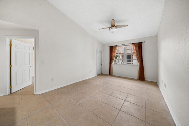 1803 N FLAGLER Drive 303, West Palm Beach, FL 33407