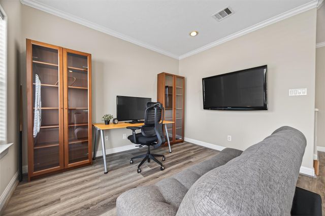2611 Riverside Drive C, Houston, TX 77004
