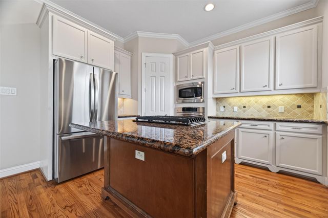 2611 Riverside Drive C, Houston, TX 77004