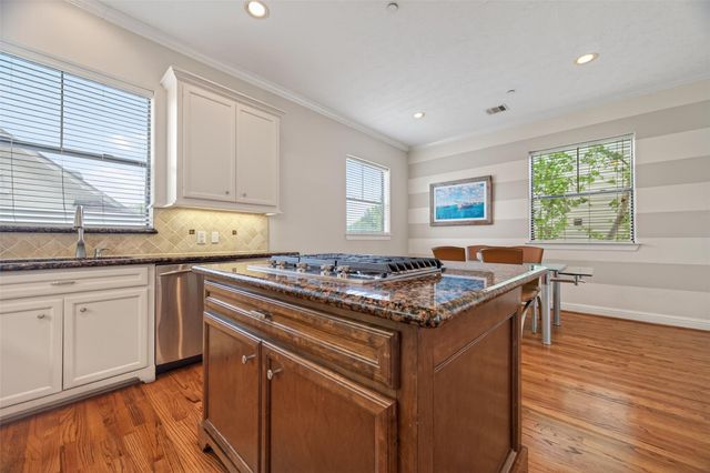 2611 Riverside Drive C, Houston, TX 77004