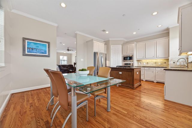 2611 Riverside Drive C, Houston, TX 77004