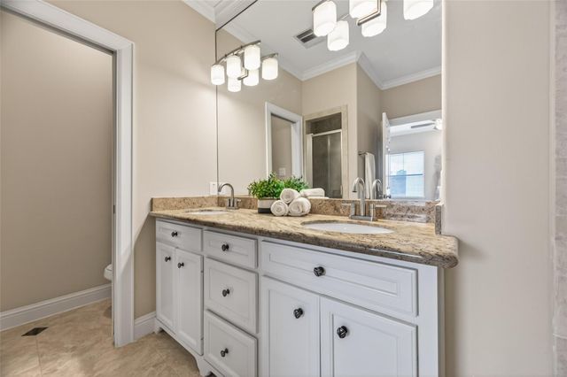 2611 Riverside Drive C, Houston, TX 77004