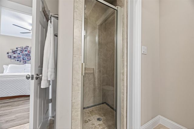 2611 Riverside Drive C, Houston, TX 77004