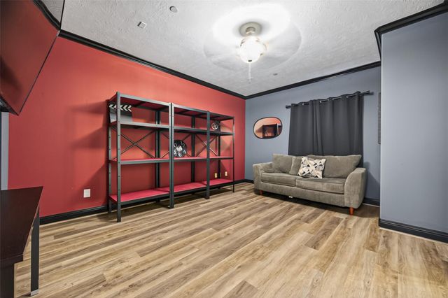 2611 Riverside Drive C, Houston, TX 77004