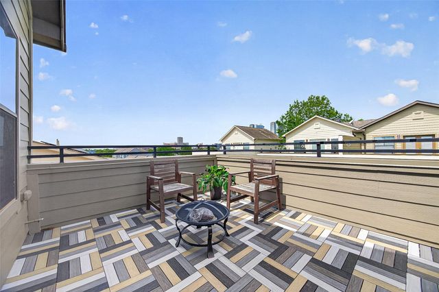2611 Riverside Drive C, Houston, TX 77004
