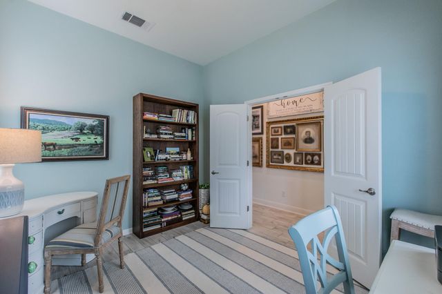 231 Simon, Kyle, TX 78640