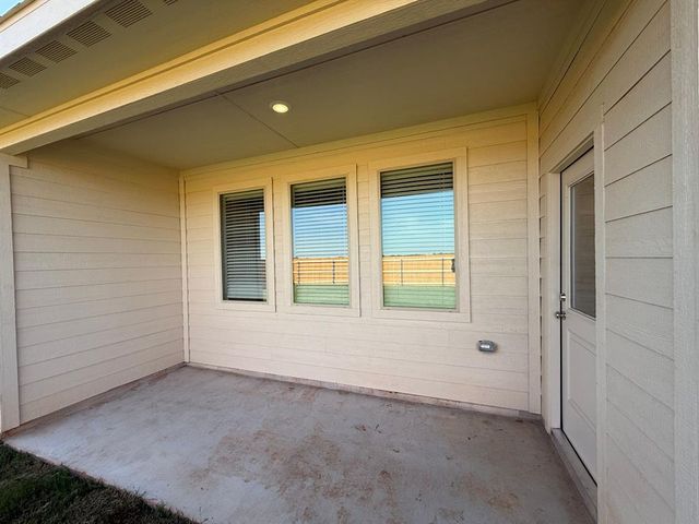 9241 SW 18th Street, Oklahoma City, OK 73128