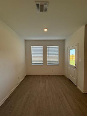 9241 SW 18th Street, Oklahoma City, OK 73128