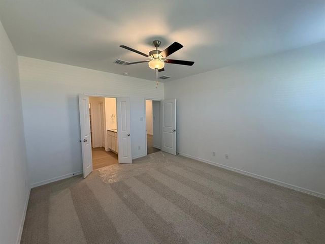 9241 SW 18th Street, Oklahoma City, OK 73128