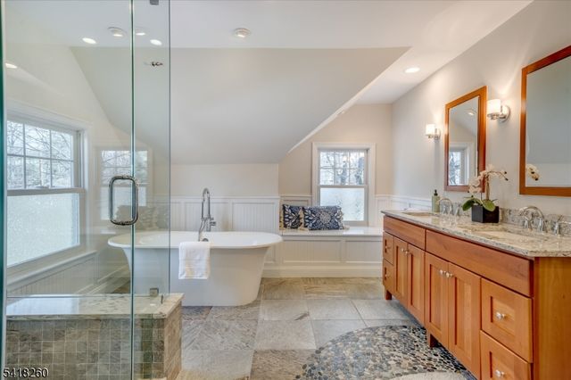 39 Oakview Ave, Maplewood Twp., NJ 07040