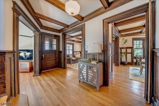 39 Oakview Ave, Maplewood Twp., NJ 07040