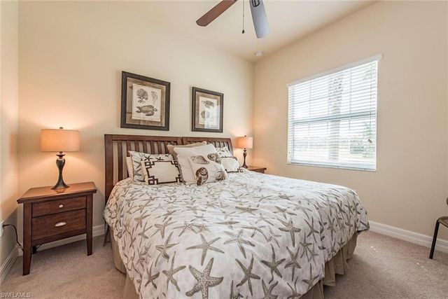 6559 Monterey PT, Naples, FL 34105