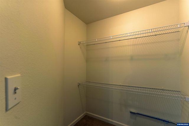 2190 NW Cluster Oak Av, Albany, OR 97321