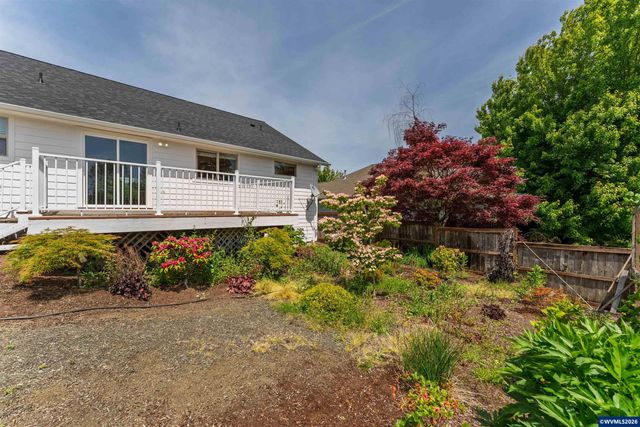 2190 NW Cluster Oak Av, Albany, OR 97321