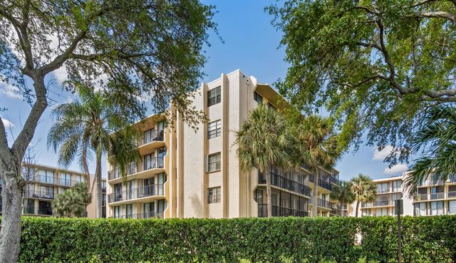3500 Blue Lake Drive 503, Pompano Beach, FL 33064