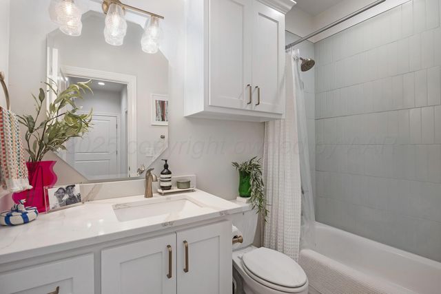 8100 PENSACOLA Avenue, Amarillo, TX 79118