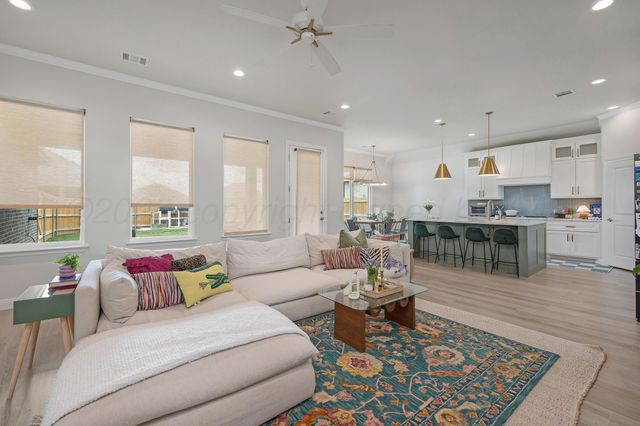 8100 PENSACOLA Avenue, Amarillo, TX 79118