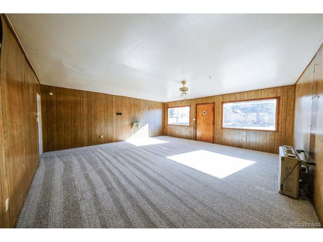 385 Pine St, Del Norte, CO 81132