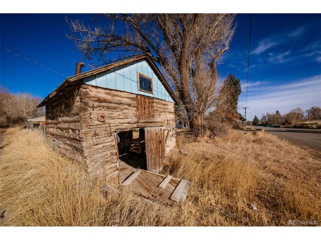 385 Pine St, Del Norte, CO 81132