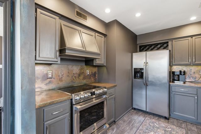 3546 RIPPLECHASE DR, Bartlett, TN 38133