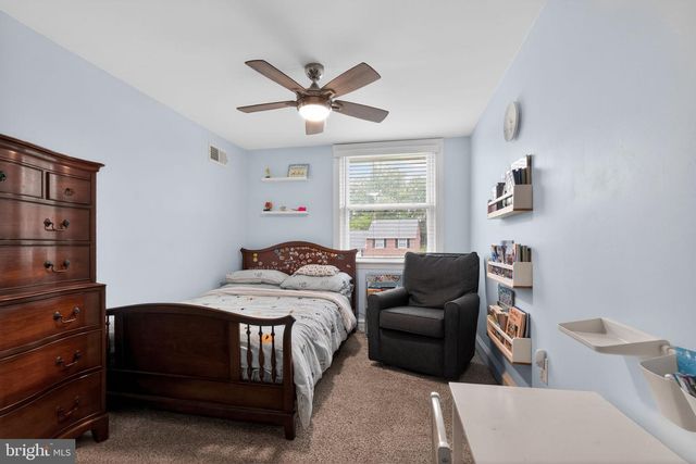 226 CANTERBURY DR, Wallingford, PA 19086
