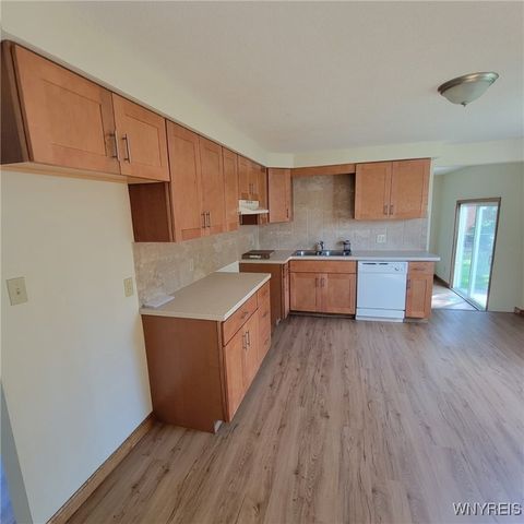 4 & 8 Lordan Drive, Cheektowaga, NY 14227