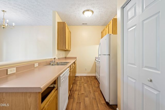 1001 Stennis Way, Durham, NC 27703