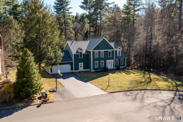 3 Candlewood Court, Simsbury, CT 06070