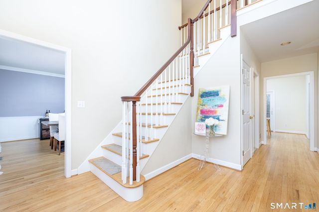 3 Candlewood Court, Simsbury, CT 06070