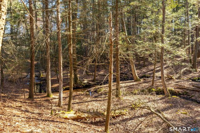 3 Candlewood Court, Simsbury, CT 06070