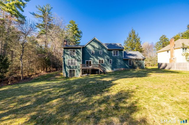 3 Candlewood Court, Simsbury, CT 06070