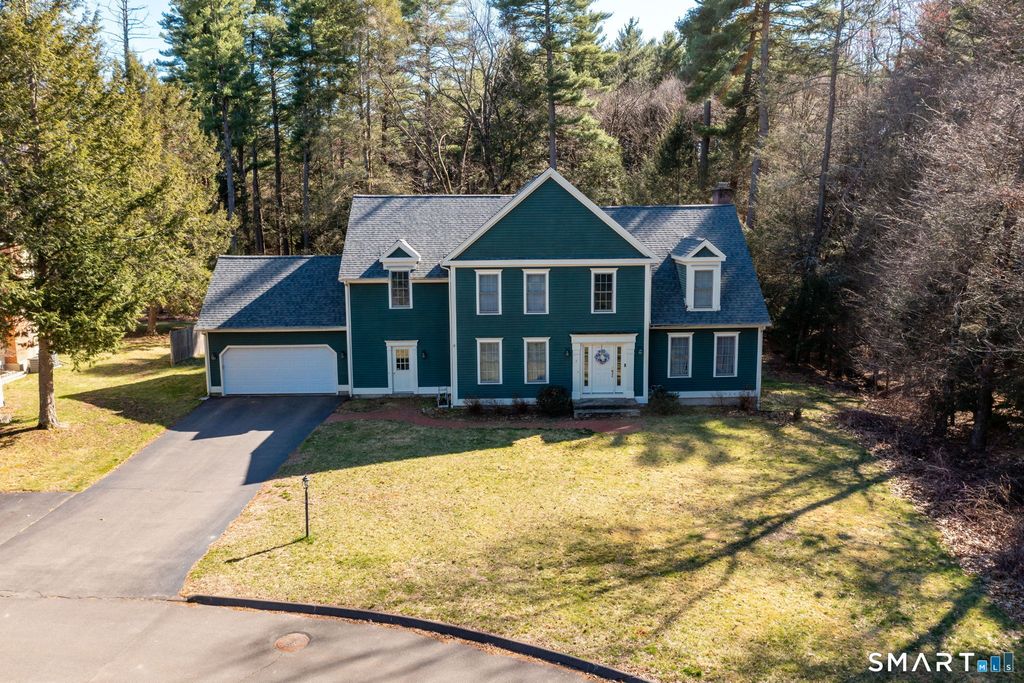3 Candlewood Court, Simsbury, CT 06070