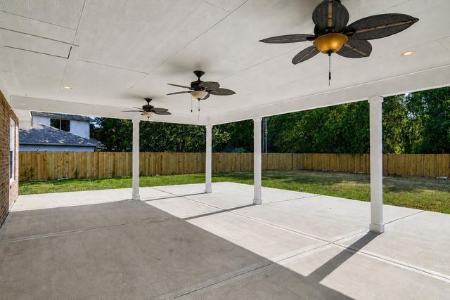 26950 Armor Smith Drive, Kingwood, TX 77339