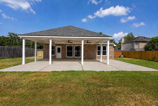 26950 Armor Smith Drive, Kingwood, TX 77339