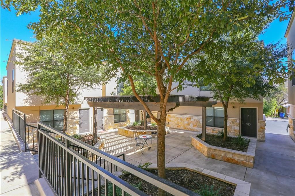 711 W 32nd ST 126, Austin, TX 78705