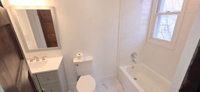 2515 SNYDER AVE, Cheyenne, WY 82001