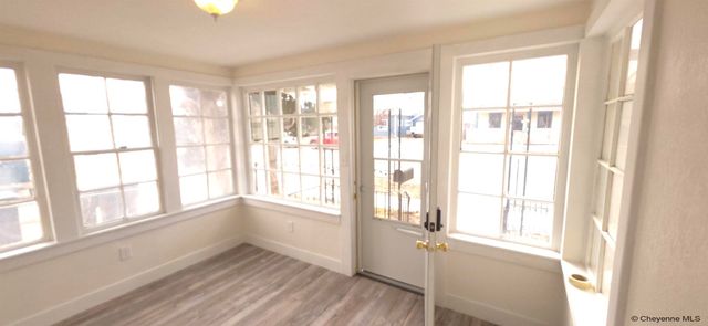 2515 SNYDER AVE, Cheyenne, WY 82001