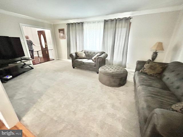 4 BULL RUN RD, Clementon, NJ 08021