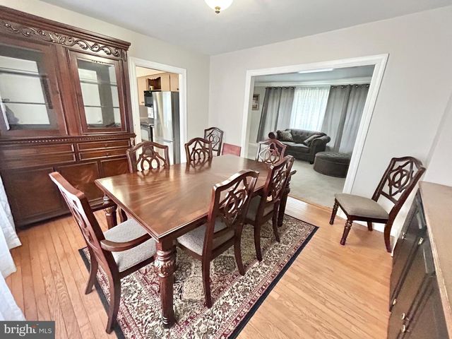 4 BULL RUN RD, Clementon, NJ 08021