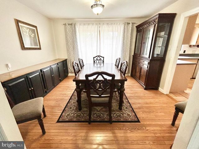 4 BULL RUN RD, Clementon, NJ 08021